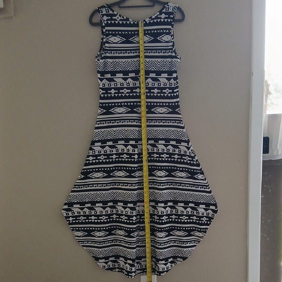 Cowgirl Justice Chic Asymmetrical Tribal Print Dress Sz M - Picture 4 of 7